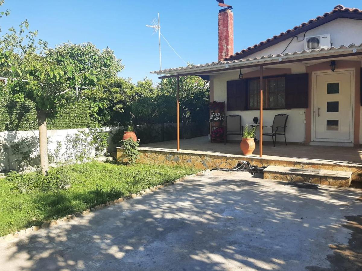 Tota'S Family House, 4 Min Walk To The Beach Levendokhórion Exterior foto
